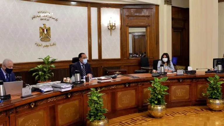 مدبولى: يتابع تطوير مناهج رياض الأطفال والمرحلة الابتدائية حتى الصف الرابع