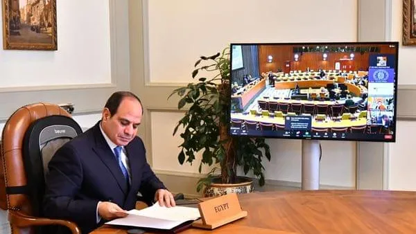 خلال اتصال مرئى .. السيسي ورئيس وزراء ماليزيا يبحثان هذه القضايا