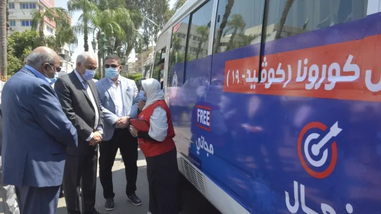 بعد تدشينها من المحافظ .. حملة «معًا نطمئن.. سجل الآن» تنطلق فى الجيزة