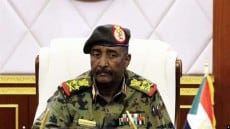 السودان.. قرارات هامه للبرهان بعد حملة الاعتقالات .. منها حل مجلسي السيادة والوزراء وإعلان الطوارئ