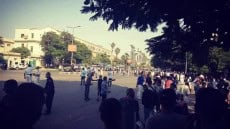 قبل بداية العام الدراسى .. اكتشاف جسم غريب يثير الذعر بالقرب من جامعة القاهرة.. المفرقعات تمشط المنطقة