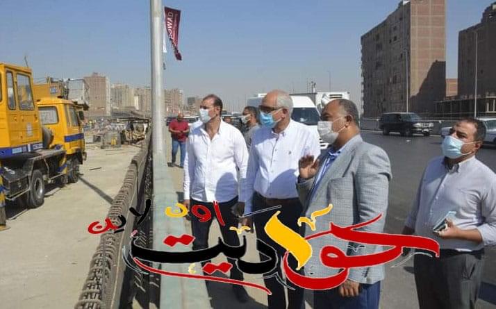 نشاط ملحوظ فى شتى أنحاء المحافظة لمحافظ الجيزة .. يتفقد أعمال رصف وتطوير متفرعات شارع الاهرام .. يتابع شفط المياه وتمهيد طريق نفق ابو زارع ومراحل العمل بمحور الفريق كمال عامر “الزمر” وتوسعات الطريق الدائري .. خلال جولته يشدد على رئيس حى العمرانية