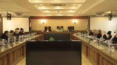 استعداداً للعام الدراسى الجديد .. محافظ الجيزة يلتقي بمدراء الإدارات التعليمية