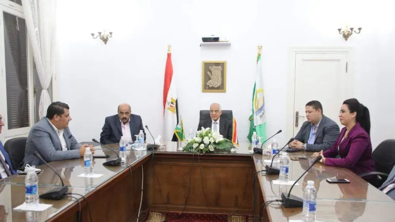 غداً ولمدة يومان .. انطلاق قافلة علاجية شاملة من محافظة الجيزة إلى مركز ومدينة الواحات البحرية