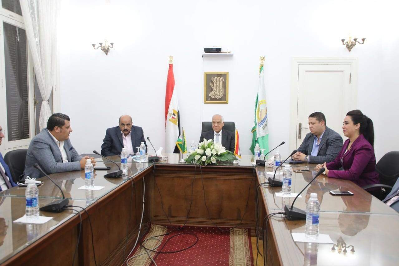 غداً ولمدة يومان .. انطلاق قافلة علاجية شاملة من محافظة الجيزة إلى مركز ومدينة الواحات البحرية