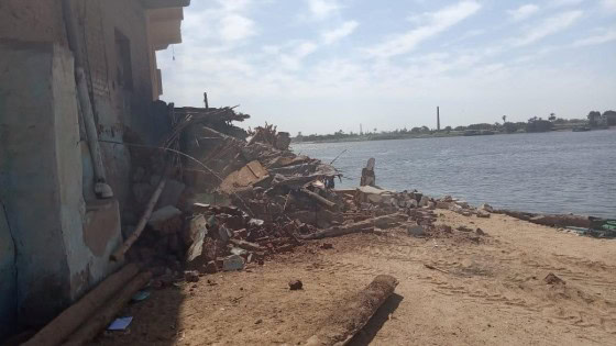 إزالة ٣١ حاله تعدى علي حرم النيل وأراضي زراعية وبناء مخالف فى محافظة الجيزة بعدة مدن منهم الحوامدية