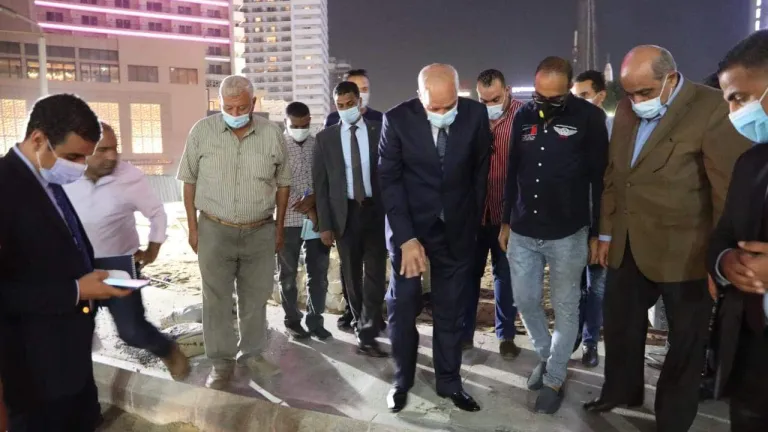 جولة ميدانية لمحافظ الجيزة بميدان الجلاء فى حى الدقى .. يشدد على الشركة المنفذة والسبب!!