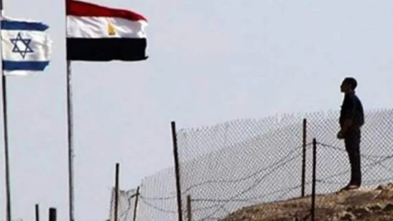 حدث على الحدود المصرية .. تبادل لإطلاق النار بين الجيش الإسرائيلي ومهربي المخدرات