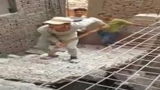 فاكر نفسه بيضحك على الحكومة .. هذا ما حدث لصاحب عقار فى امبابة صدر له قرار ترميم لعقاره فقام باستكمال البناء
