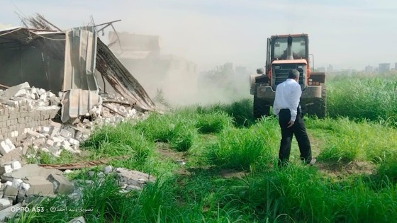 محافظة الجيزة تزيل ١٣ حاله تعدي علي النيل بالحوامدية وتعديات علي الأراضي الزراعية بأبو النمرس