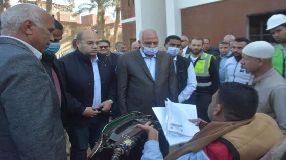 لمدة 6 ساعات .. جولة تفقدية لمحافظ الجيزة ونائبه بمركزي الصف واطفيح ضمن مشروعات “مبادرة حياة كريمة” .. هذا اهم ما جاء فيها