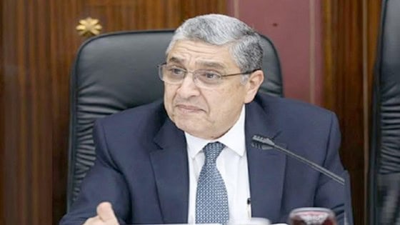وزير الكهرباء يعتمد حركة تغييرات رؤساء شركات التوزيع