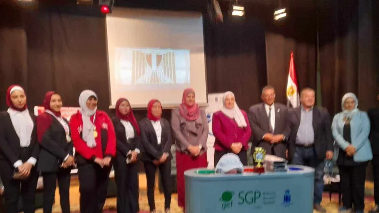 جمعية مصر للشباب والبيئة تسلم الجامعات المصرية حاويات لتجميع المخلفات الالكترونية تنفيذا لمبادرة" اتحضر للاخضر"