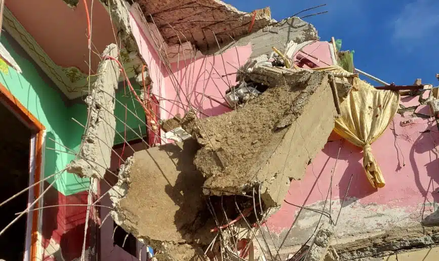 بالأسماء .. مصرع واصابة 12 اثر انهيار منزل فى بنى سويف .. المحافظ يكشف التفاصيل