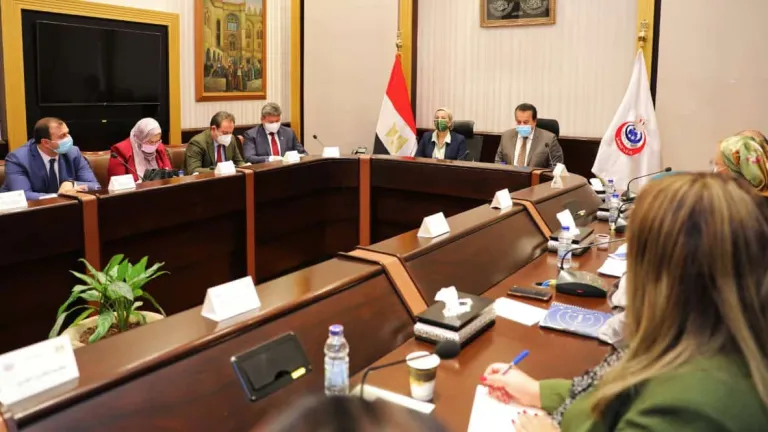 وزيرة البيئة والقائم بأعمال وزير الصحة يبحثان أوجه التعاون لاستضافة مصر لمؤتمر "المناخCOP27"نوفمبر  2022