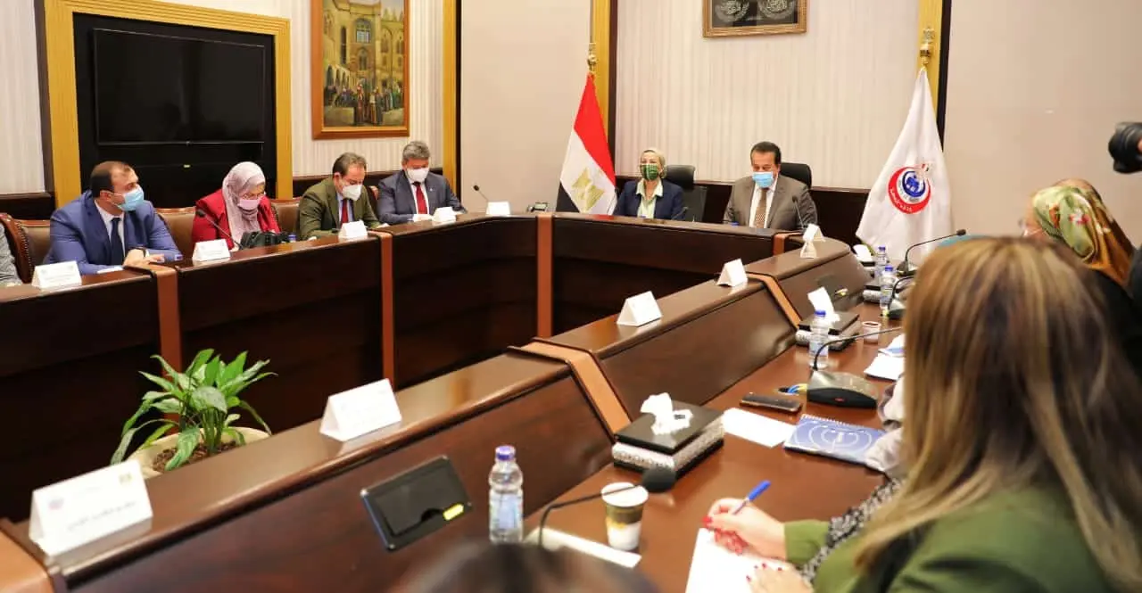 وزيرة البيئة والقائم بأعمال وزير الصحة يبحثان أوجه التعاون لاستضافة مصر لمؤتمر "المناخCOP27"نوفمبر 2022