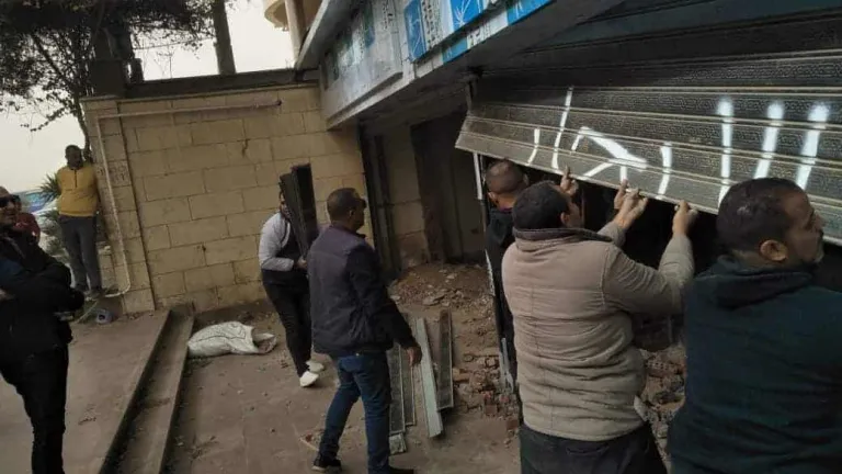 الجيزة .. ضبط وإزالة ١٥ حالة تحويل شقق سكنيه لمحلات بحدائق الاهرام