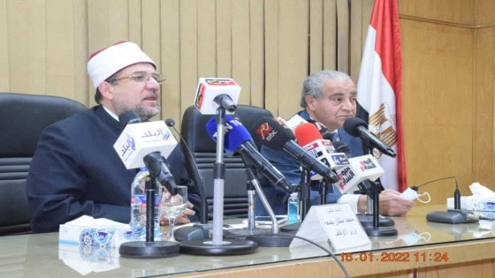 لتوزيع لحوم الأضاحي وصك الاطعام .. التموين توقع 3 بروتوكولات تعاون مع الأوقاف