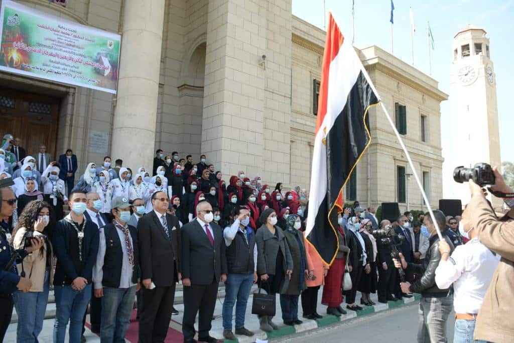 رئيس جامعة القاهرة يفتتح المهرجان الكشفي والإرشادي لجوالي وجوالات الجامعة