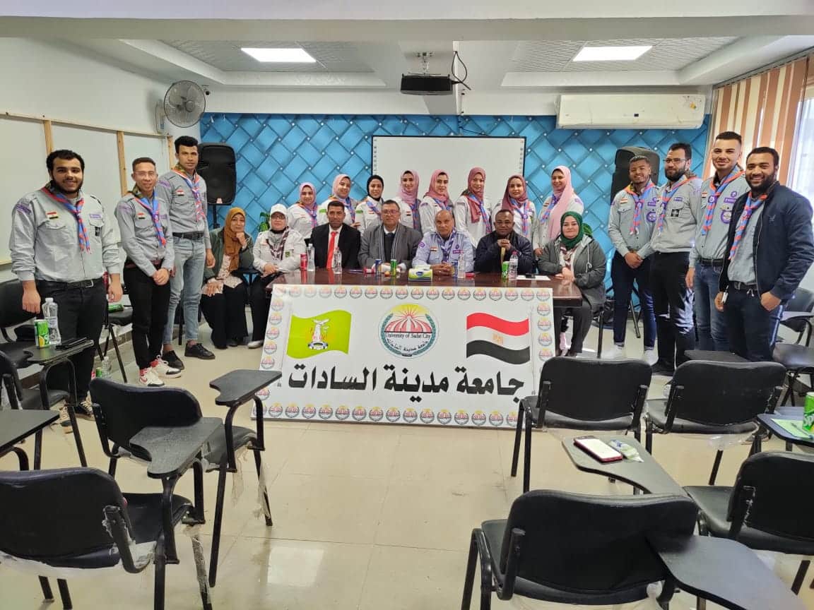 الامين العام للاتحاد العربى للشباب والبيئة يعقد لقاء مفتوحا مع الشباب حول التغيرات المناخية