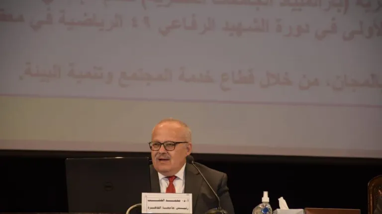 الخشت: هذا هو الهدف من زيارات المشروعات القومية .. اتحاد طلاب كليات جامعة القاهرة في زيارة ميدانية لمستشفى 500 500