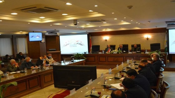 توجيهات هامه من محافظ الجيزة لرؤساء الاحياء والمراكز والمدن .. منها تكثيف الحملات الرقابية علي الاسواق .. التعامل بحزم مع مخالفات البناء