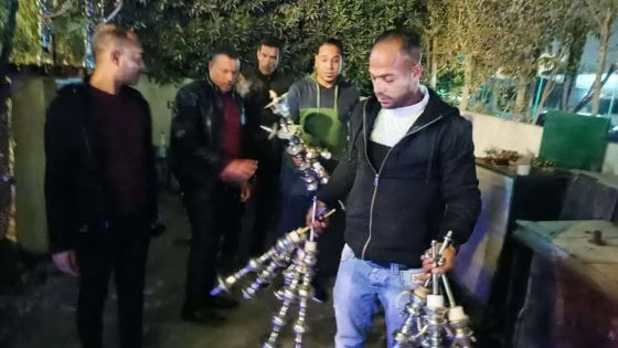 محافظة الجيزة ترفع ١٦٠٠ حالة تعدي وإشغال للمنشأت التجارية والمقاهي بهذه الاماكن