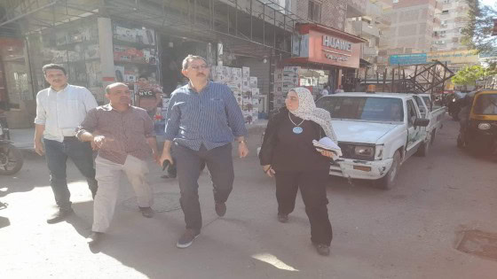 لرصد المخالفات وتحقيق الانضباط .. رئيس مدينة الحوامدية يقود حملة اشغالات مكبره بهذه الشوارع