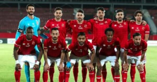 الأهلي يخسر لقب بطل إفريقيا .. الحزن والبكاء يسيطر على لاعبيه