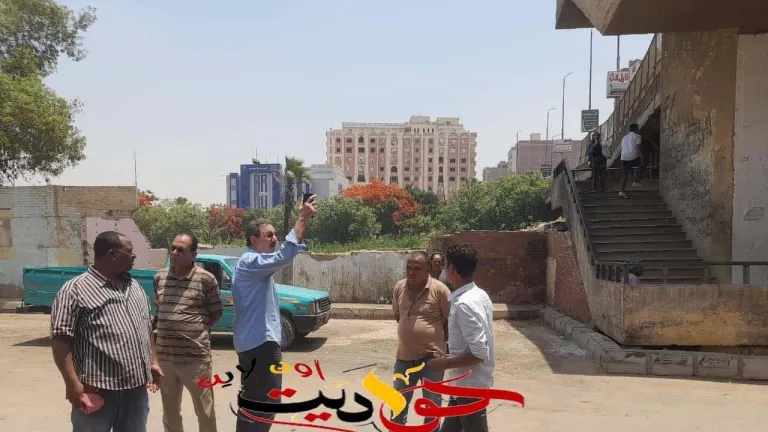 رئيس مدينة الحوامدية يُشرف على رصف الطبقة الثانية بطريق 11 .. عمل مطبات صناعية بشارع الجمهورية .. هذا موعد انشاؤها فى النزهة