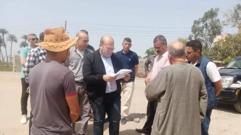 للحفاظ على سلامة المواطنين .. نائب محافظ الجيزة يراجع تراخيص المعديات النهرية .. هذه هى تعليماته منها الايقاف الفورى للمخالف