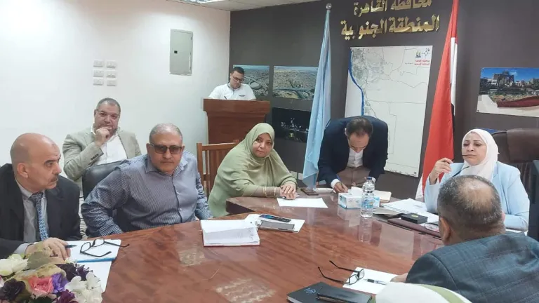 نائب محافظ القاهرة تناقش سبل تحصيل المتأخرات المالية ومديونيات محافظة القاهرة 