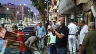 تحت غطاء امنى رئيس حى الدقى يقود حملة مسائية بهذه الشوارع .. تحصيل الغرامات فورية