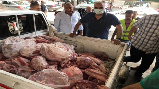ضبط 800 كيلو لحوم غير صالحة للاستهلاك الادمى بحى الدقى
