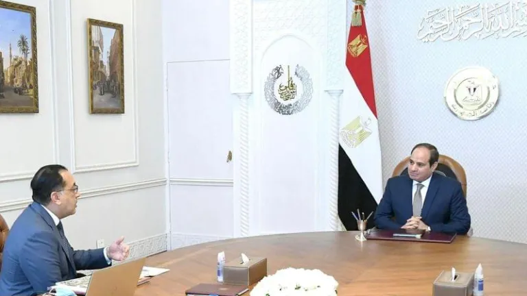لمناقشة هذا الامر .. الرئيس السيسي  يجتمع برئيس مجلس الوزراء