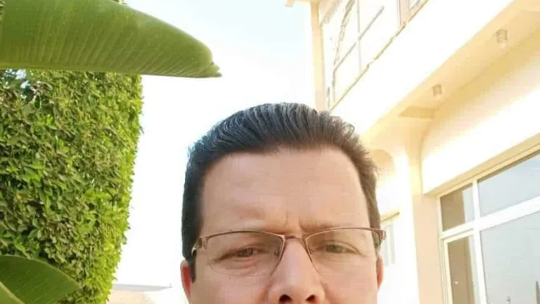 الف مبروك .. سكرتير عام حي العجوزة يفوز بعضوية اللجنه النقابيه للعاملين بمحافظه الجيزه