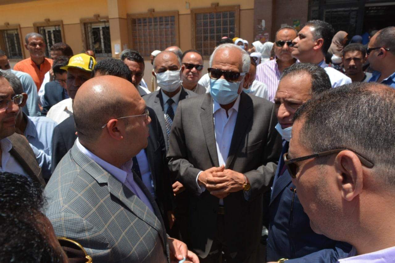 محافظ الجيزة يعاين التجهيزات النهائية لمستشفي الصدر بالعياط .. ندعم القطاع الصحي لتقديم خدمات أفضل لمواطنينا