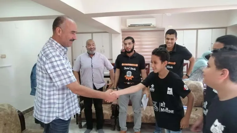 يحصدون المركز الثالث عالميا فى المسابقة الدولية للربوتات بجامعة ماريلاند بالولايات المتحدة الأمريكية .. الفولى يكرمهم ويوجه لهم هذه الكلمة