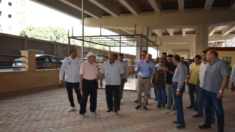 محافظ الجيزة: انشاء موقف للسرفيس وساحات انتظار ومطاعم ومحال خدمية .. استغلال الساحات اسفل محور الفريق كمال عامر بمناطق ناهيا وأرض اللواء لخدمة المواطنين