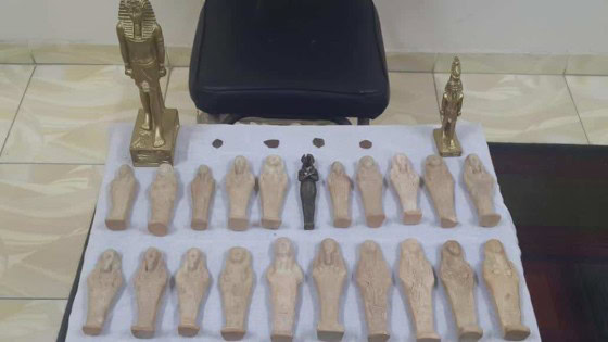 حدث فى البدرشين .. ضبط تاجر أثار بحوزته 79 قطعة أثرية