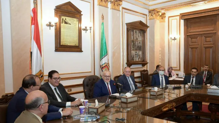 جامعة القاهرة تُكرم التخصصات والمجلات التي حققت مراكز عالمية متقدمة