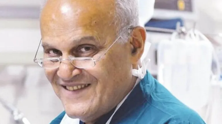 وفاة الدكتور مجدي يعقوب بأسوان .. مصادر توضح الحقيقة