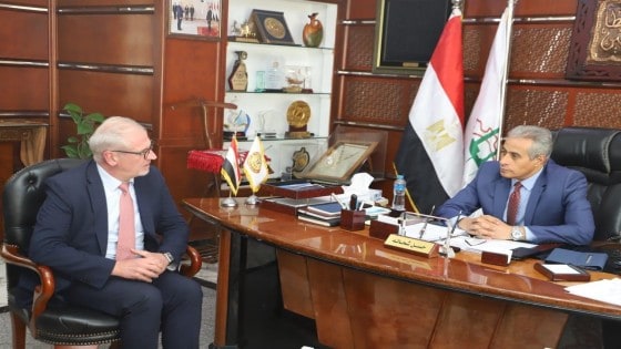 هذا ما قاله وزير القوى العاملة لرئيس بعثة المنظمة الدولية للهجرة .. الاخير يعرض رؤيته