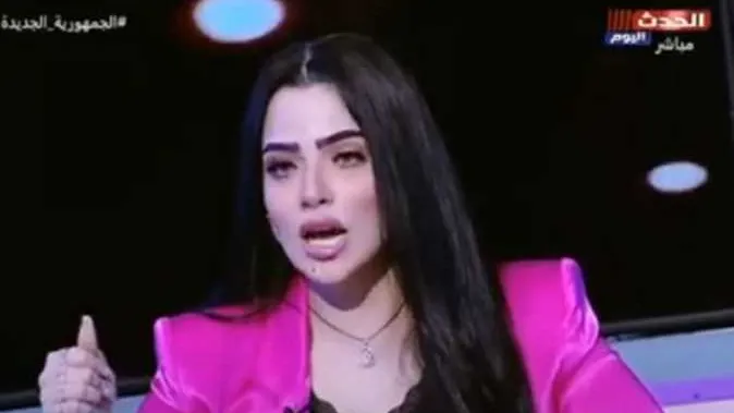 هجوم شرس من إعلامية على "نهاد أبو القمصان وهبة قطب وسعاد صالح" .. ربنا خلق للمرأة رحم وثدي ليه؟