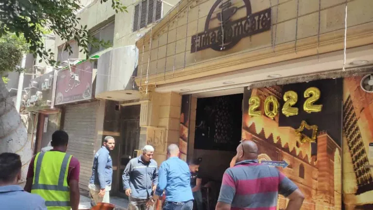 محافظة الجيزة: غلق وتشميع ١٠ كافيهات شهيرة ومقاهي بالعجوزة