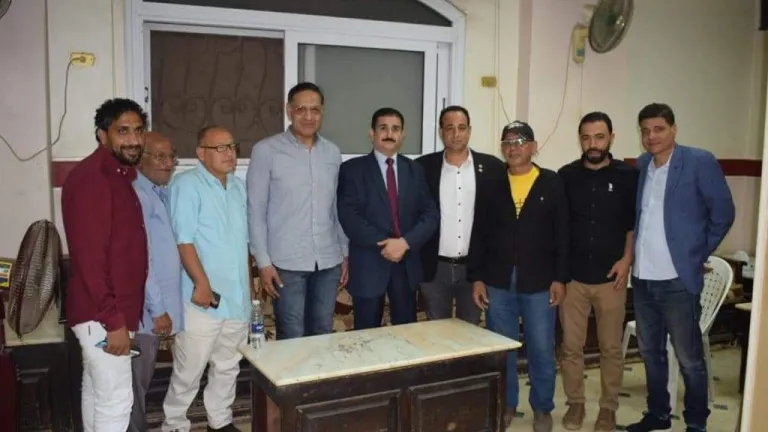 الخضراوى يحصل على بساط مصارعة لنادى بهتيم و جلسة ودية مع مجلس الادارة