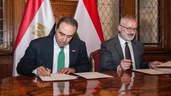 من أجل القضايا محل الاهتمام المشترك .. أمين مجلس النواب يوقع بروتوكولاً مع نظيره المجري