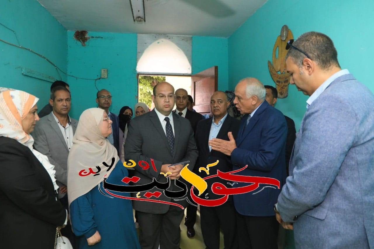 فى ثانى أيام الدراسة .. محافظ الجيزة يتفقد مدرستا منيل شيحة وبنك أبو ظبي الإعدادي بأبو النمرس .. يشدد على مدراء المدارس