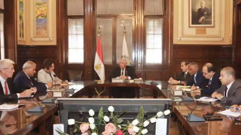 وزير الزراعة يبحث مع وفد الفاو سبل تعزيز التعاون والمشروعات المشتركة بين الوزارة والمنظمة