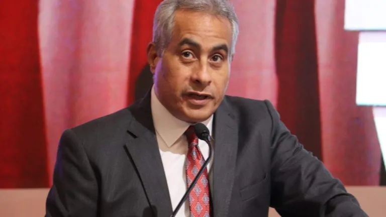 خبراء من "العمل الدولية" يشيدون بقرارات وزير القوى العاملة بشأن "تعزيز علاقات العمل في مصر "